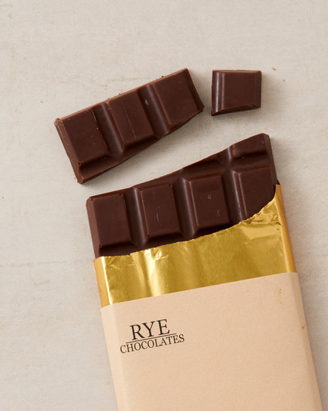 Pure Oat Milk Chocolate Bar - 43% Colombian Milk Chocolate