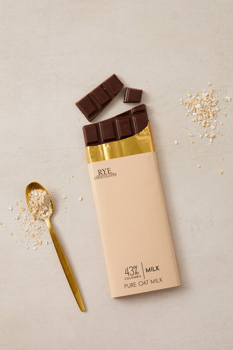 Pure Oat Milk Chocolate Bar - 43% Colombian Milk Chocolate